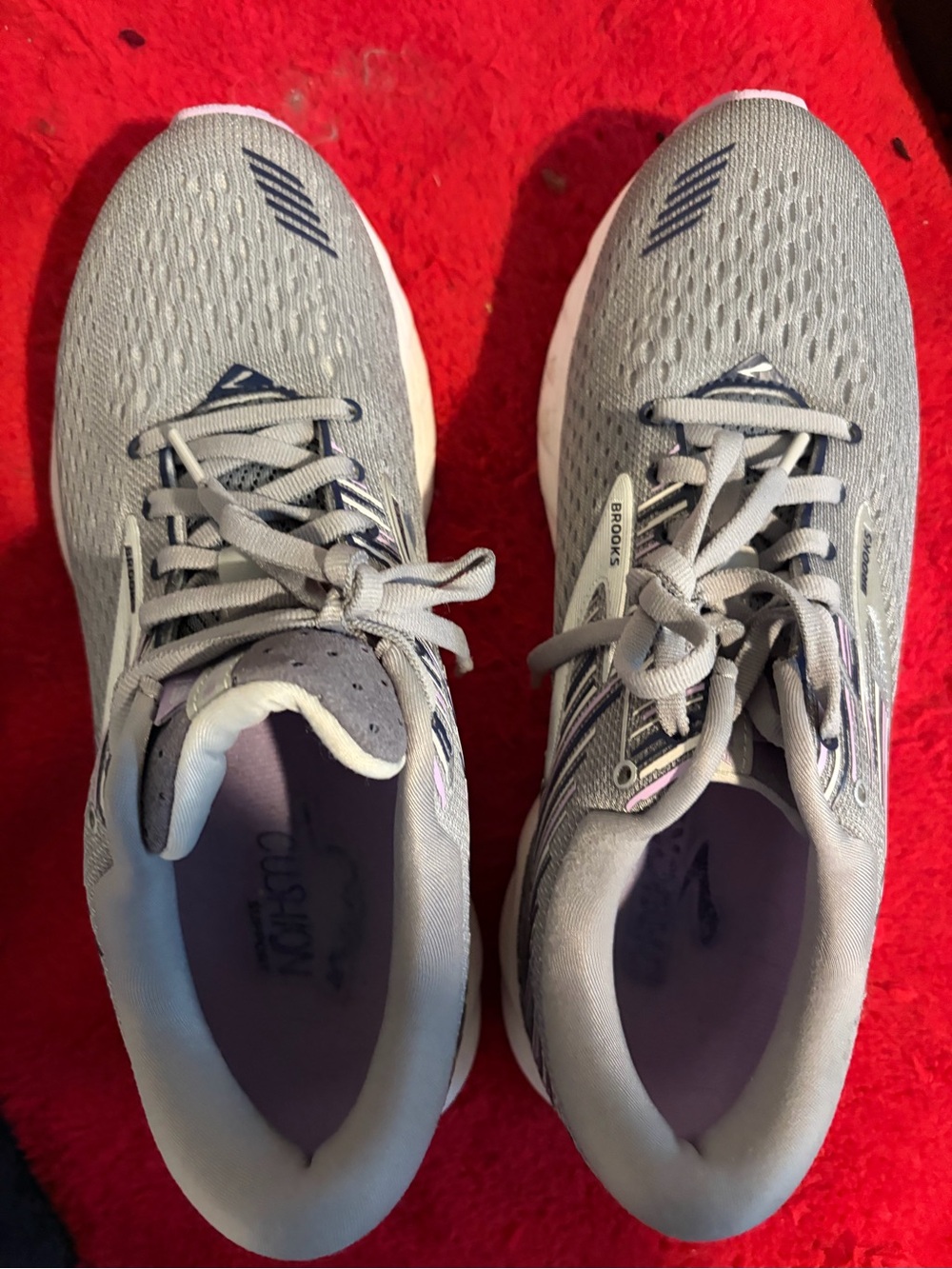 Brooks Women's Adrenaline GTS 19Gray Running Shoes